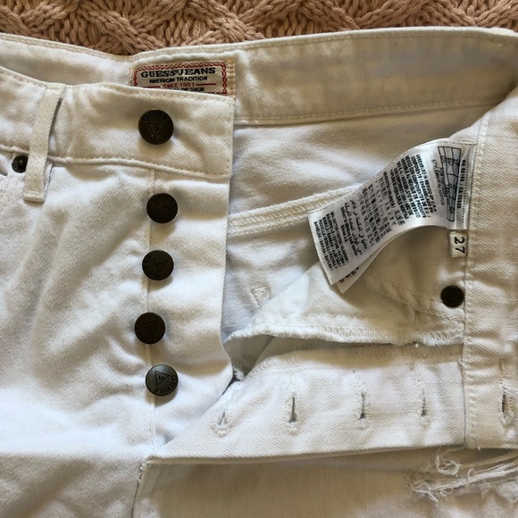 GUESS White Ripped Shorts - Picture 3 of 4